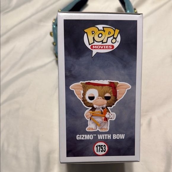 Funko Pop! Gremlins 2 Gizmo with Red Bow - Picture 4 of 4